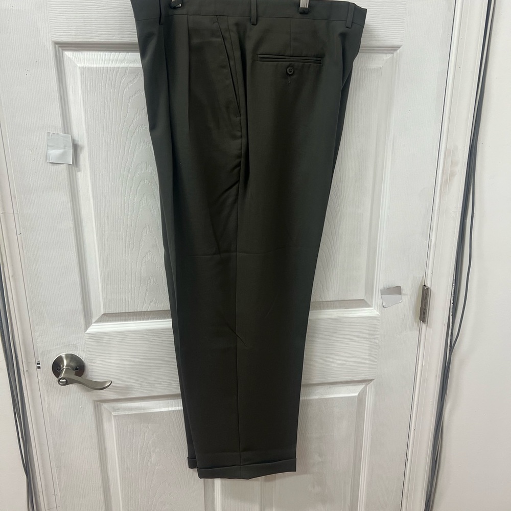 Men’s pants.